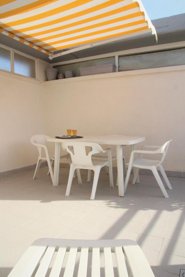 La Perla Apartment, Paradis Park, La Pineda - Atico 1ª Linea - Solarium - Wifi - Piscina Eksteriør billede