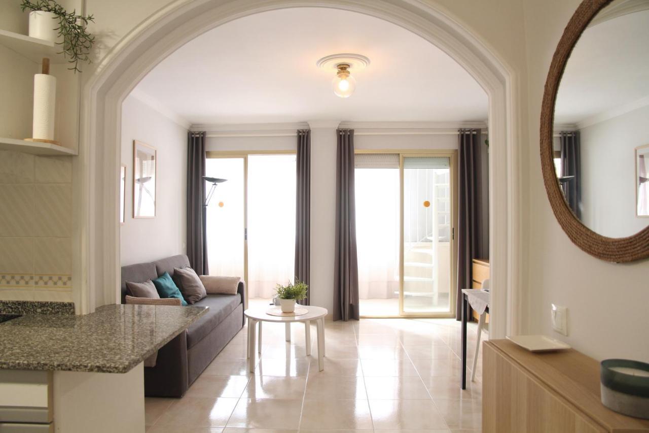 La Perla Apartment, Paradis Park, La Pineda - Atico 1ª Linea - Solarium - Wifi - Piscina Eksteriør billede
